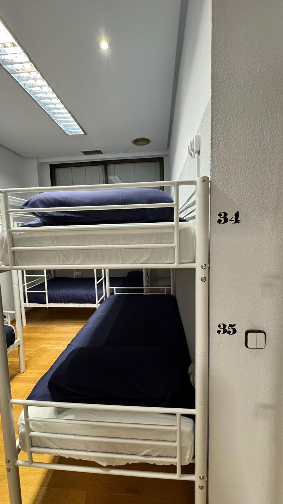 Hostel Puerta Del Angel Madrid Kültér fotó