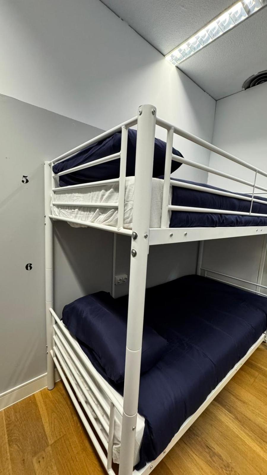 Hostel Puerta Del Angel Madrid Kültér fotó