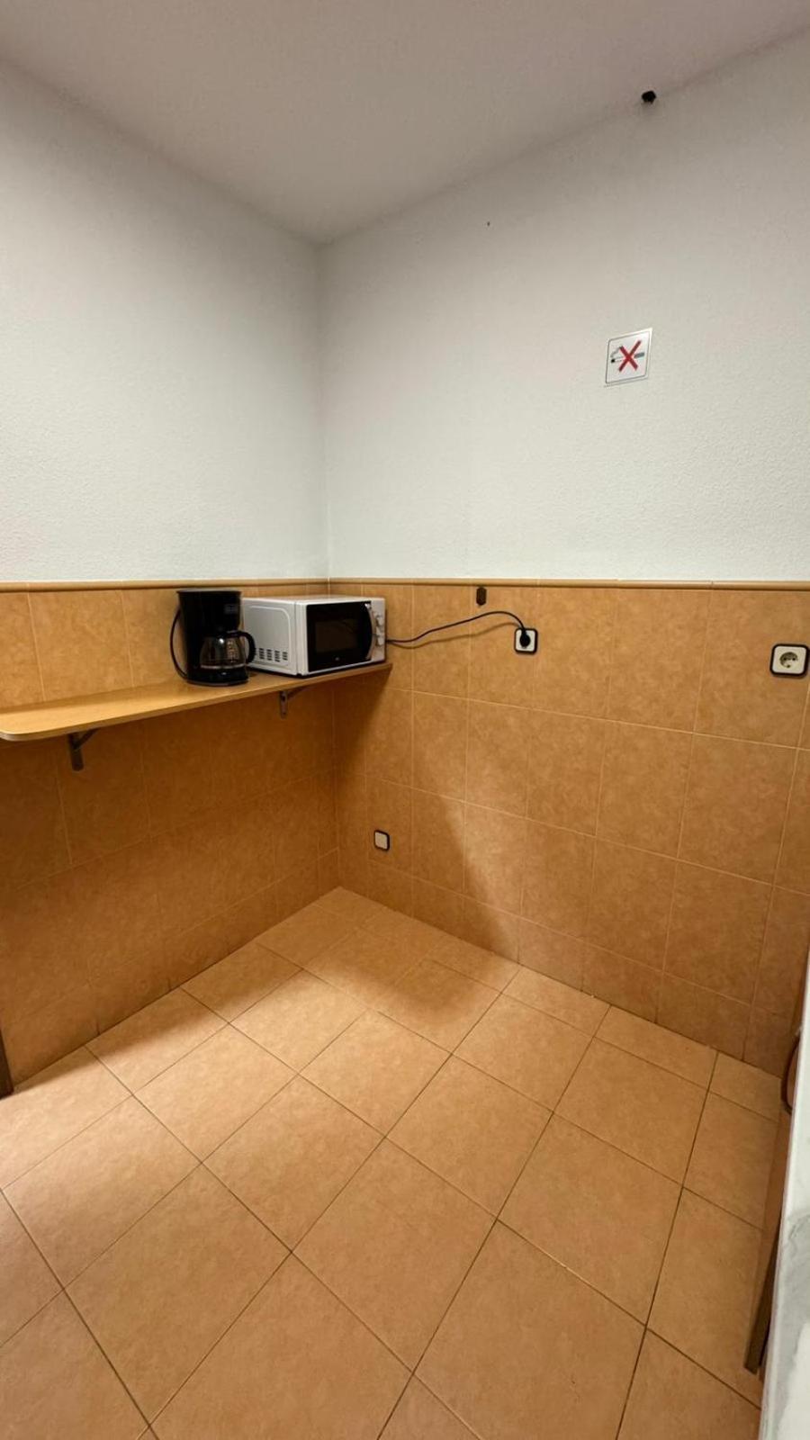 Hostel Puerta Del Angel Madrid Kültér fotó
